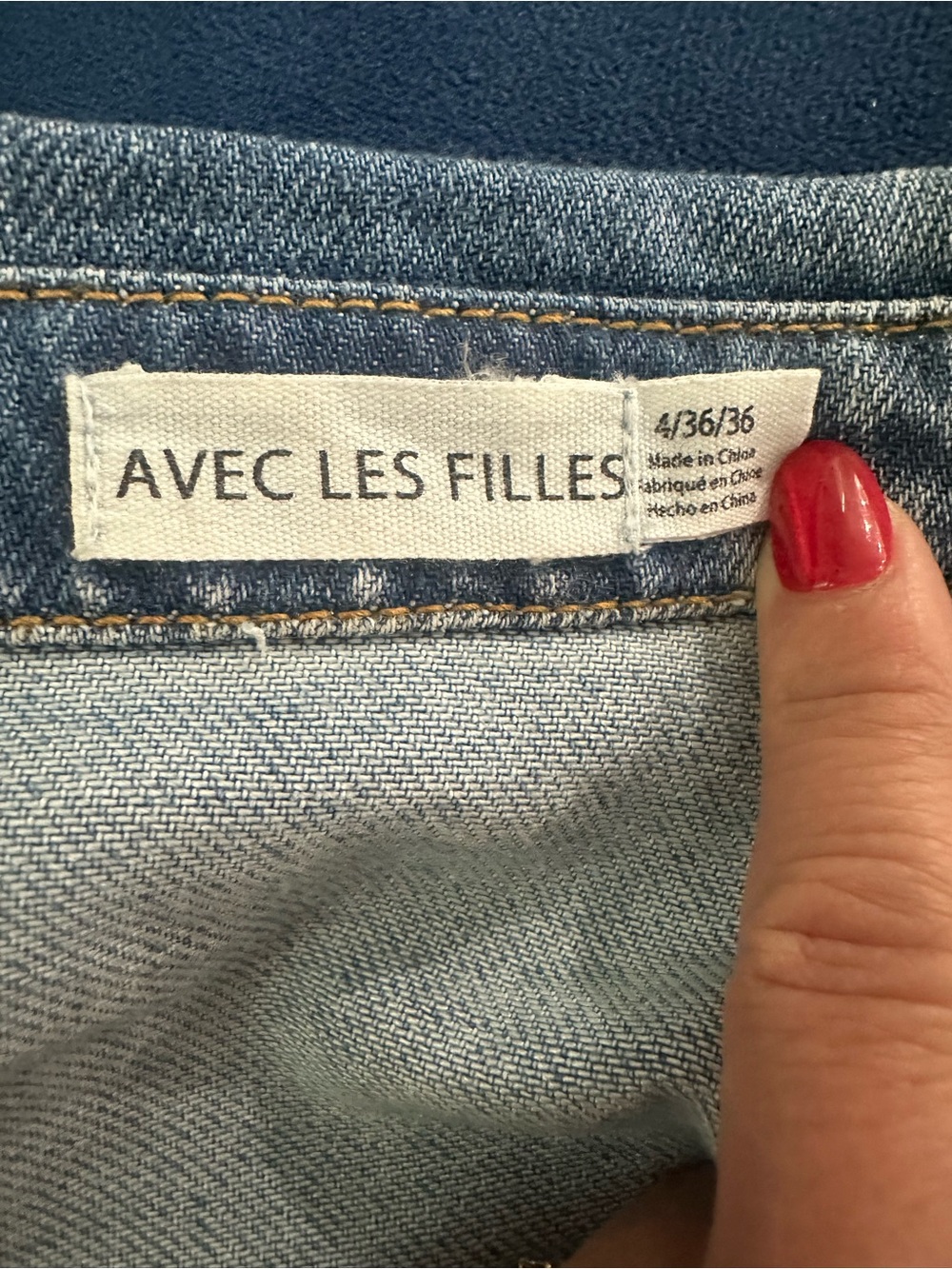 Avec Les Filles Sleeveless Button-Front Denim Midi Dress in Blue - Picture 8 of 12